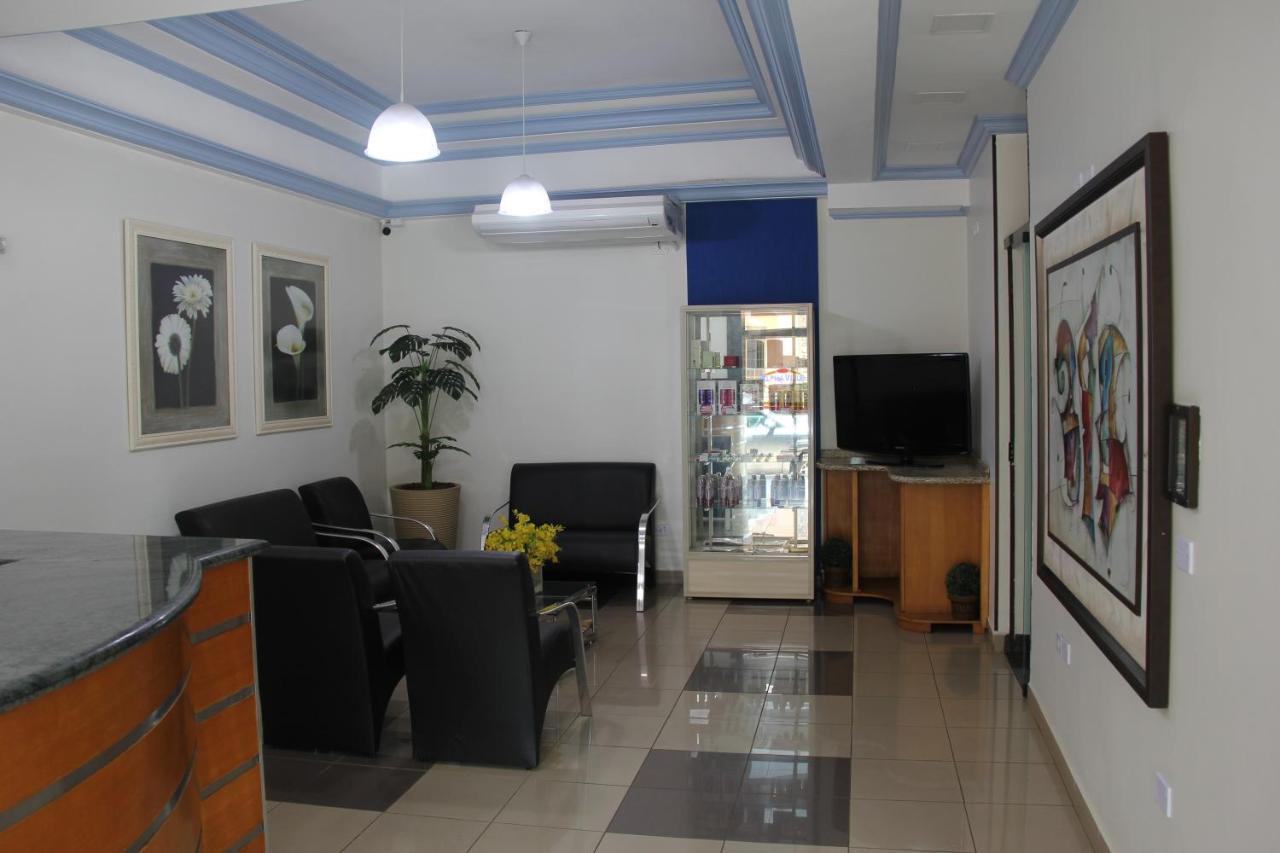 אסיס Alpha Ville Hotel מראה חיצוני תמונה