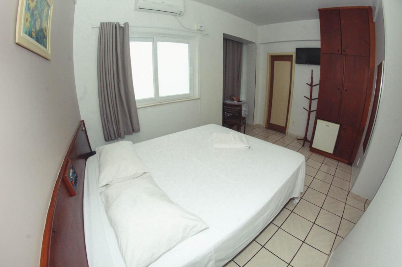 אסיס Alpha Ville Hotel מראה חיצוני תמונה